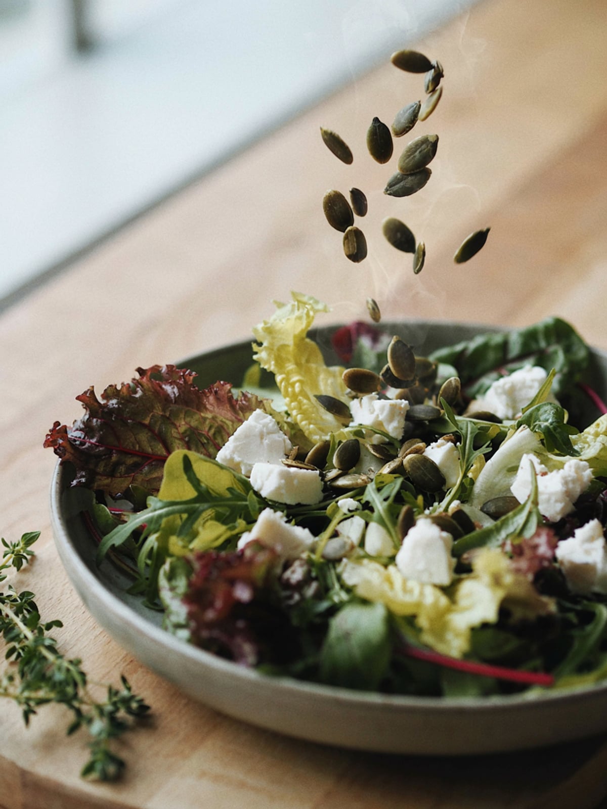 Ziegenkäse-Salat mit Kürbiskernöl – Bild 3