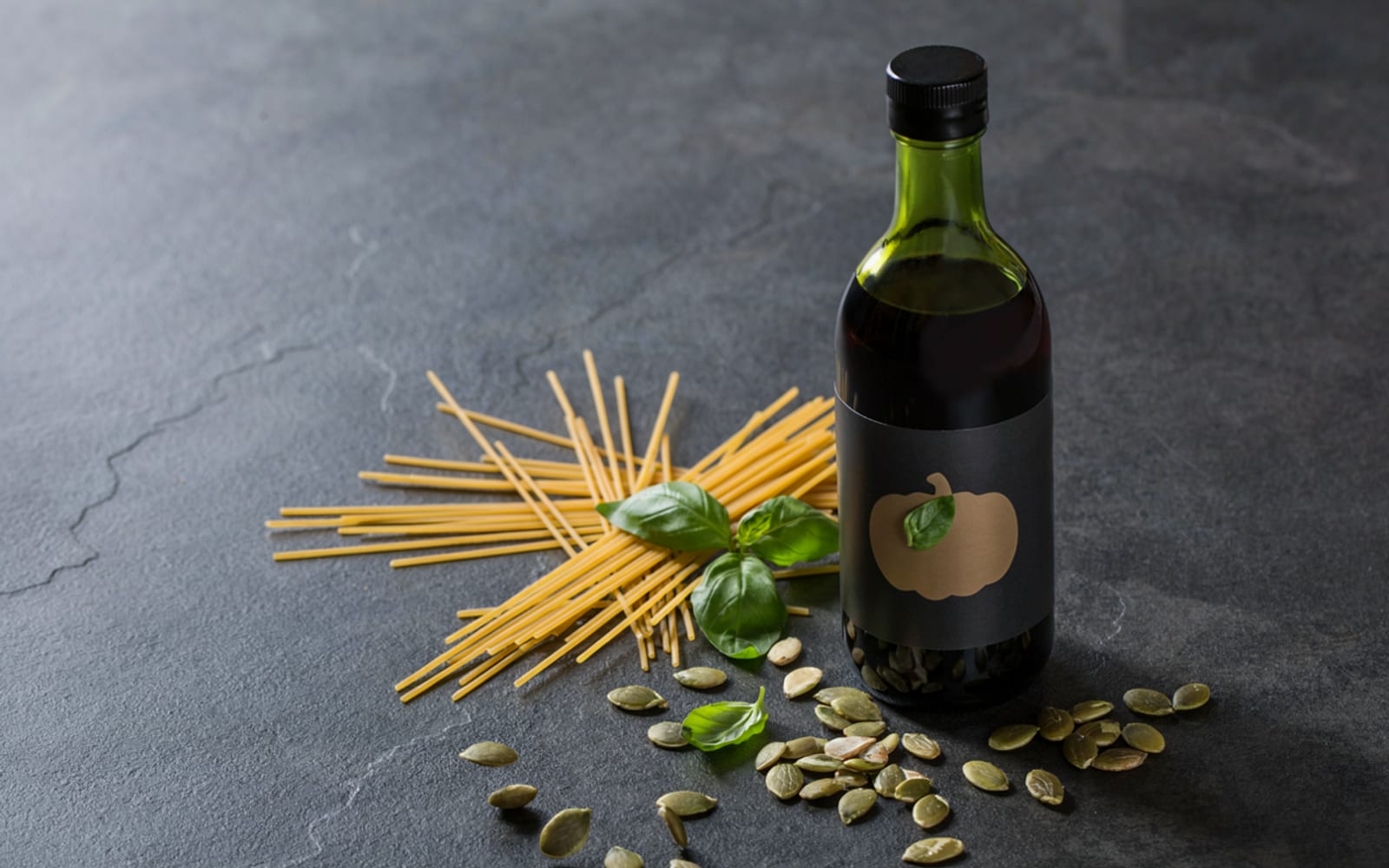 Dazu: Pasta mit Kürbiskern-Pesto